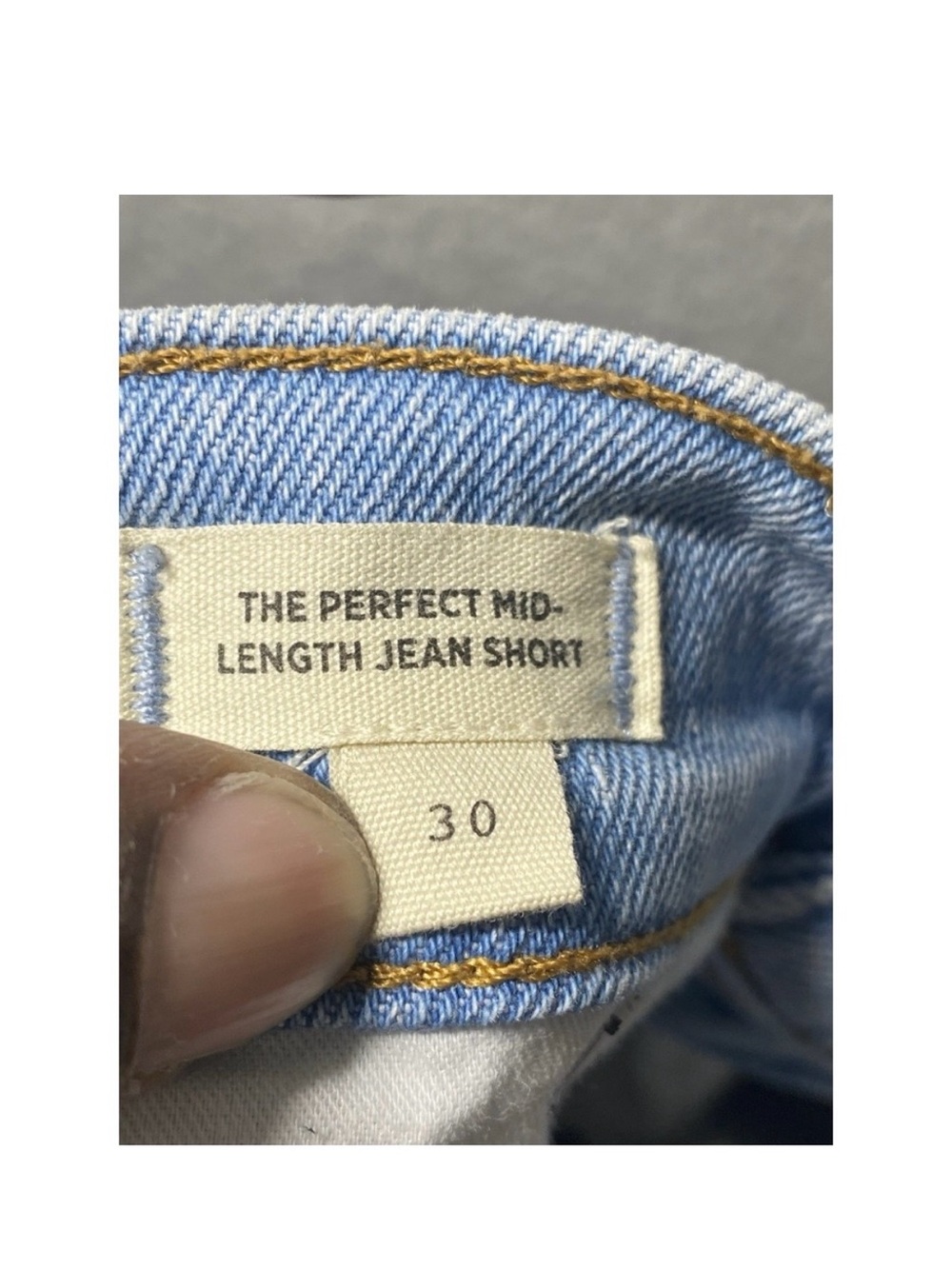 Madewell The Perfect Vintage Mid-Length Jean Short Size 30 - Picture 3 of 4
